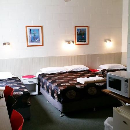 A&A Lodge Motel Emerald Ngoại thất bức ảnh