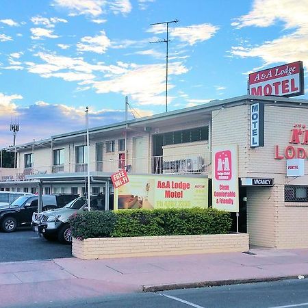 A&A Lodge Motel Emerald Ngoại thất bức ảnh