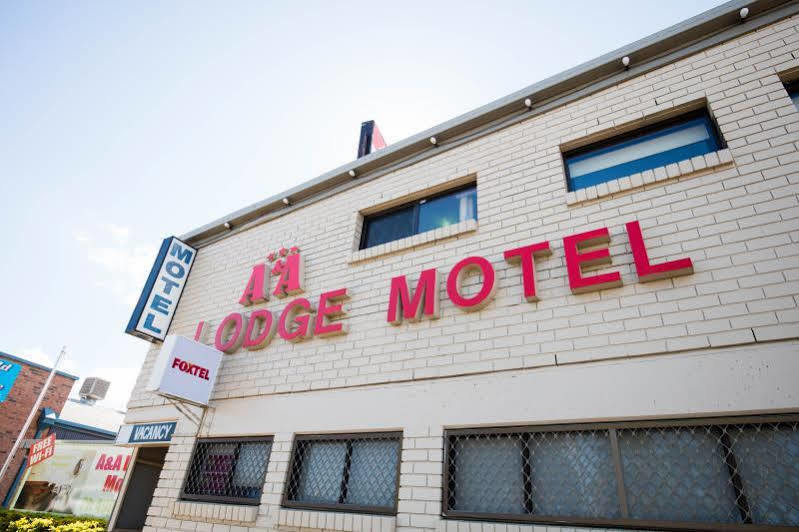 A&A Lodge Motel Emerald Ngoại thất bức ảnh